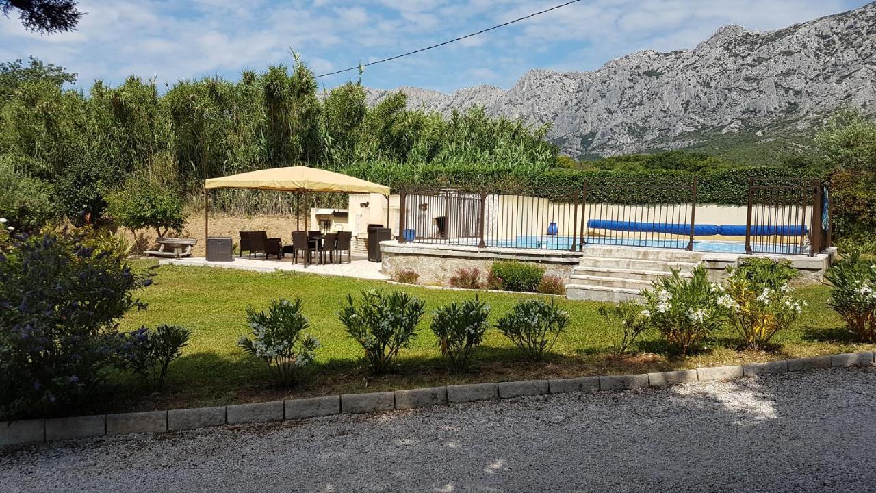 Studio Au Pied De La Ste Victoire Puyloubier المظهر الخارجي الصورة